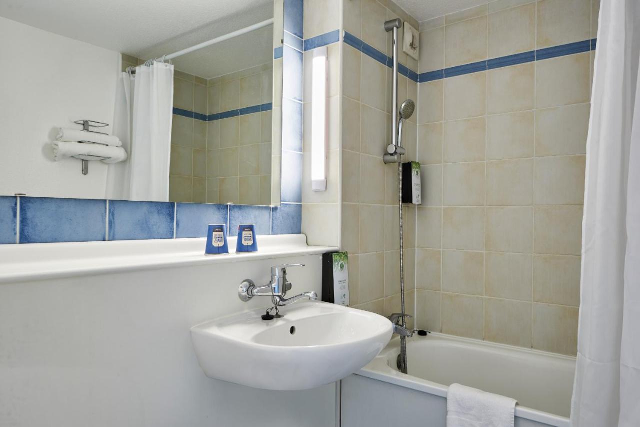 Kyriad Tarbes Bastillac Экстерьер фото